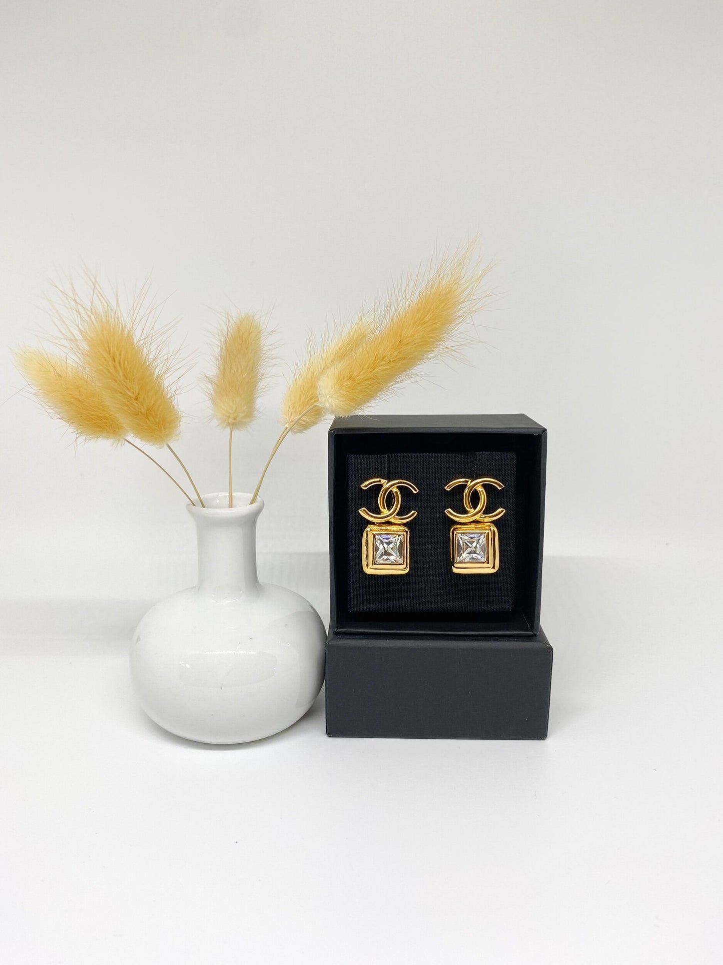 Chanel Gold Earrings with Crystal