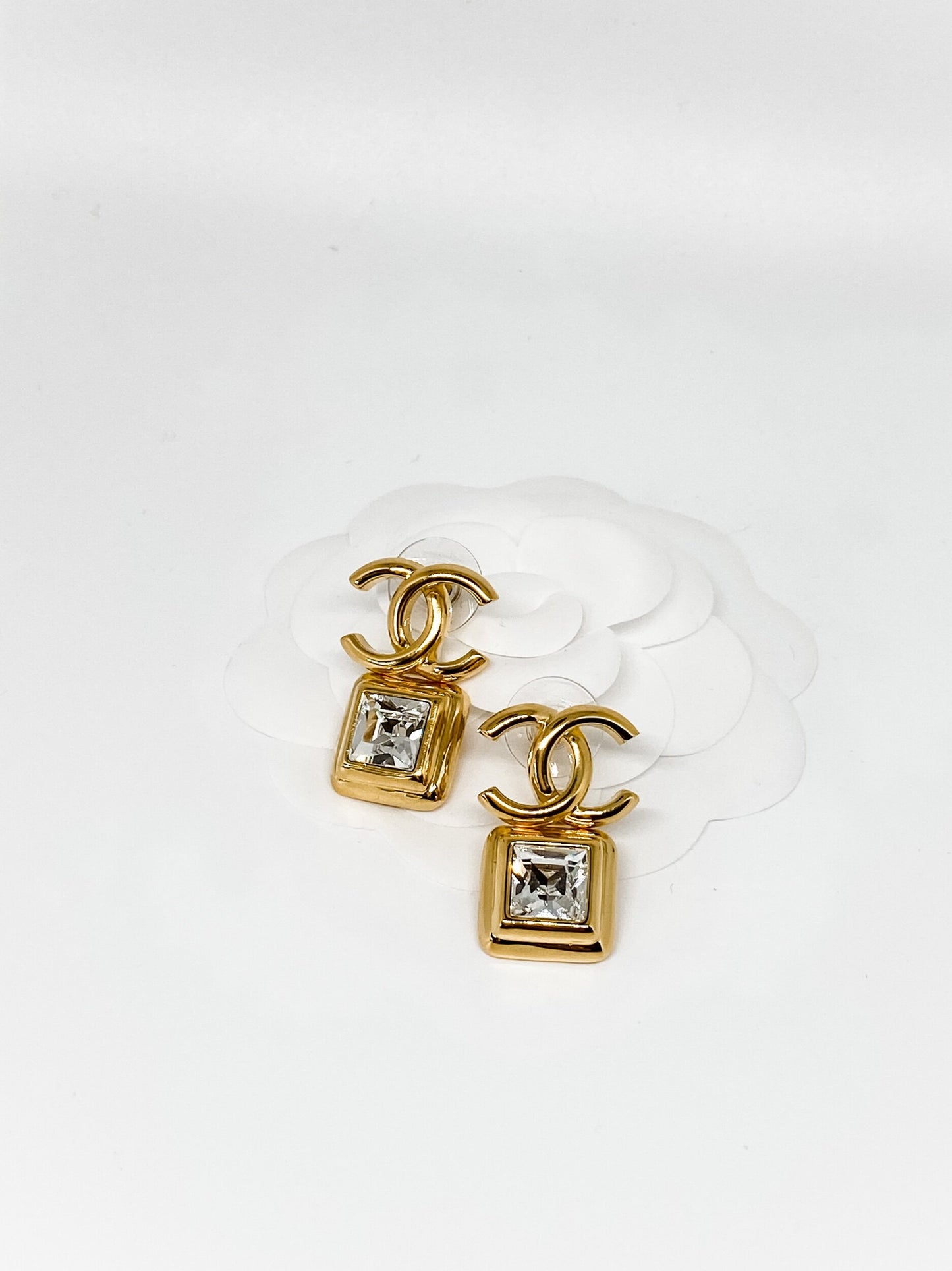 Chanel Gold Earrings with Crystal