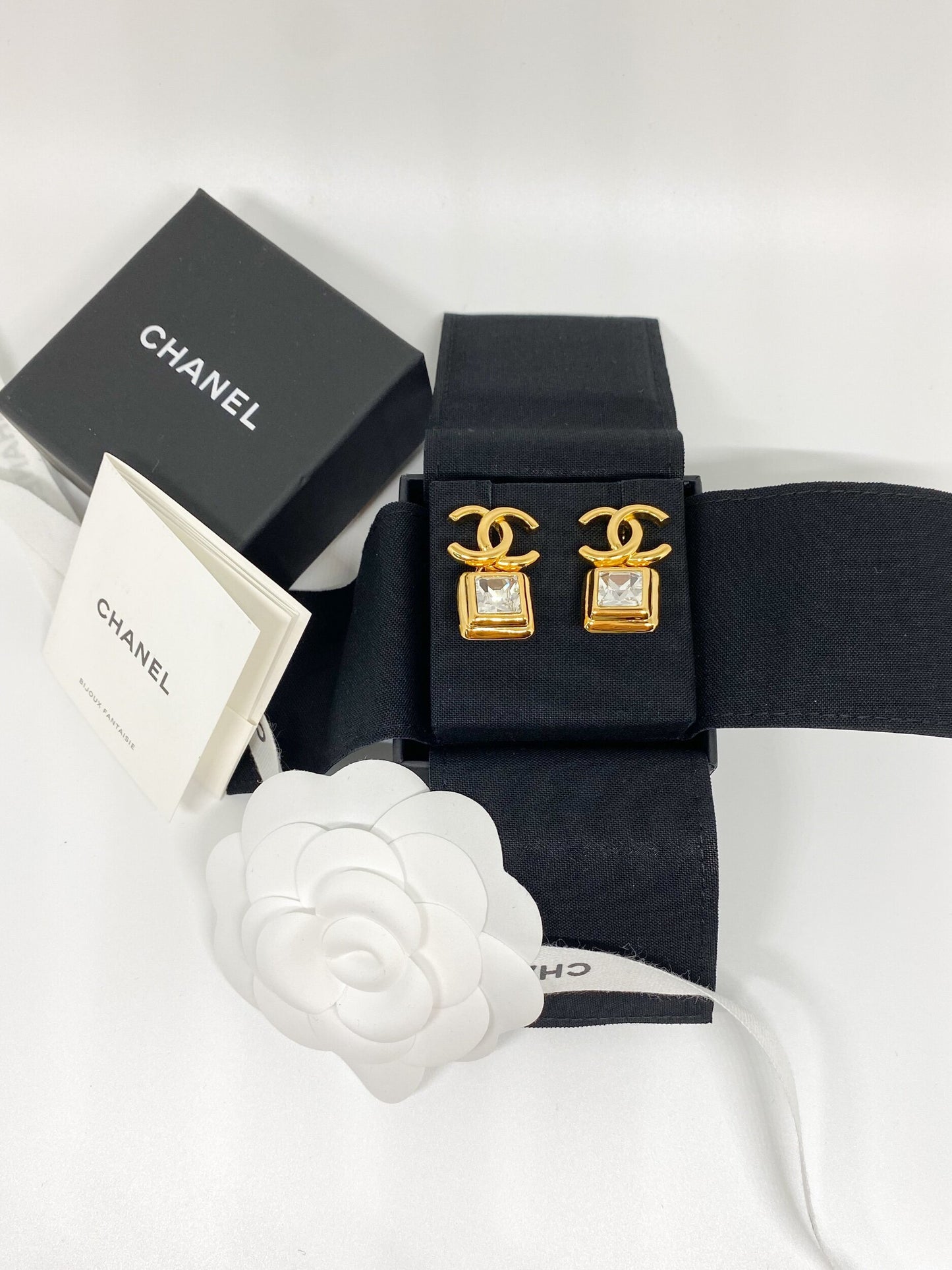 Chanel Gold Earrings with Crystal