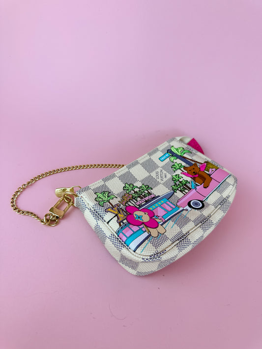 LV Holiday Pochette (Hollywood)