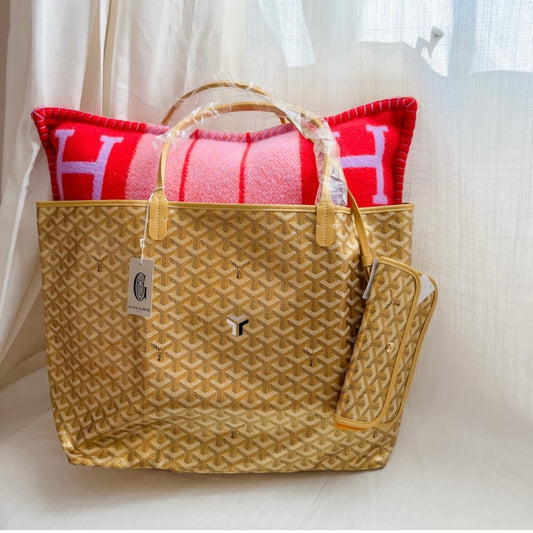 Goyard Limited Edition St Louis (Gold)