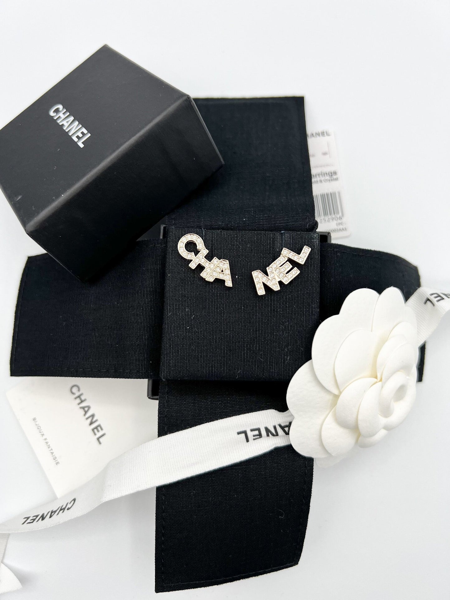 CHA NEL Stud Earrings