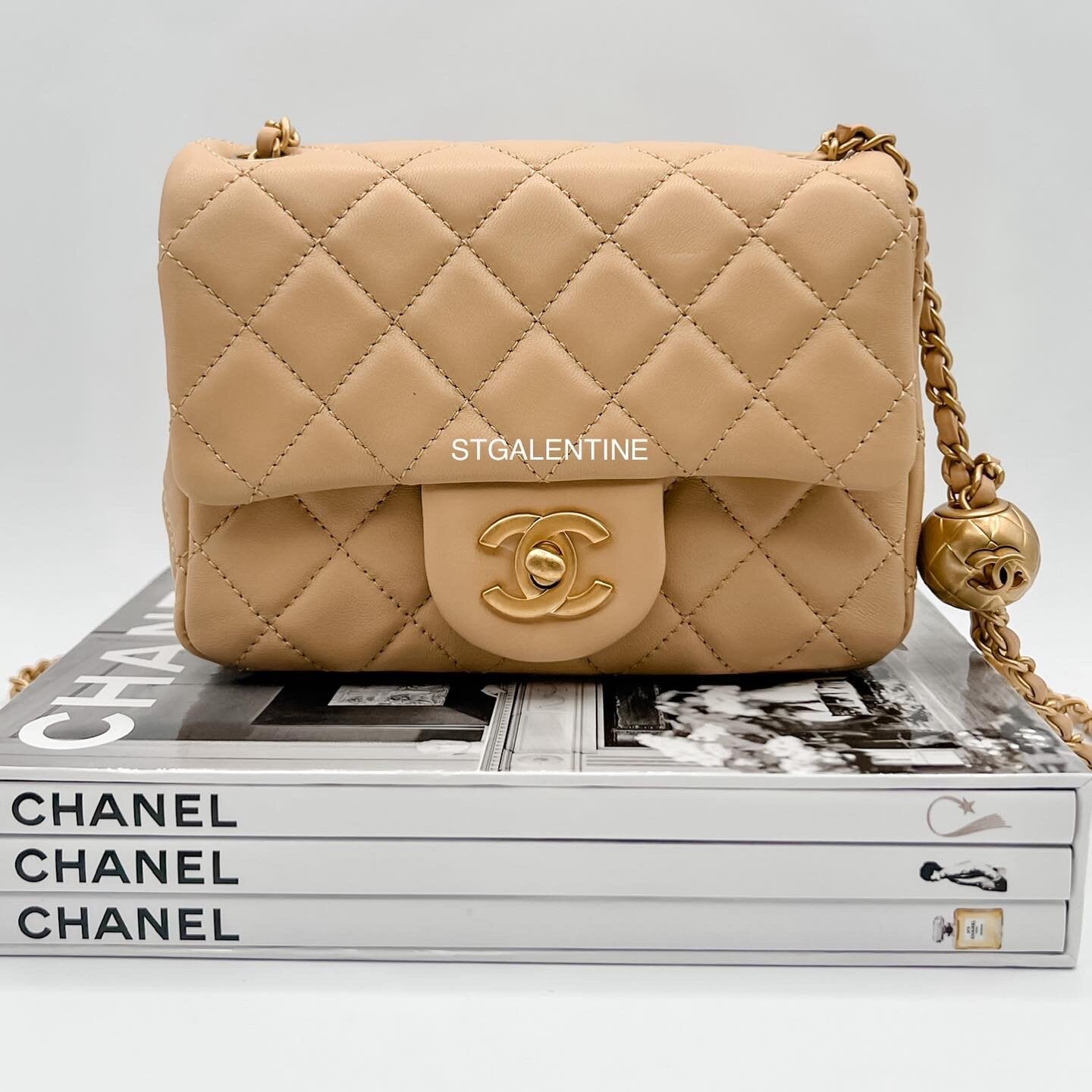 Chanel Beige Pearl Crush