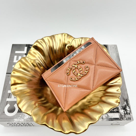 Chanel 19 Flat Cardholder in Caramel